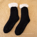 Chaussette de pantoufle fuzzi pour les femmes hivernales